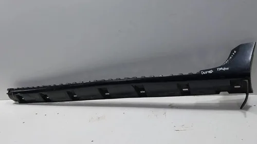 Spoiler Soleira Esquerdo Renault Duster 2012 A 2014 Detalhe Preto
