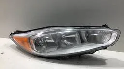 Farol Direito New Fiesta 2014 2015 a 2019 Pisca Ambar avaria